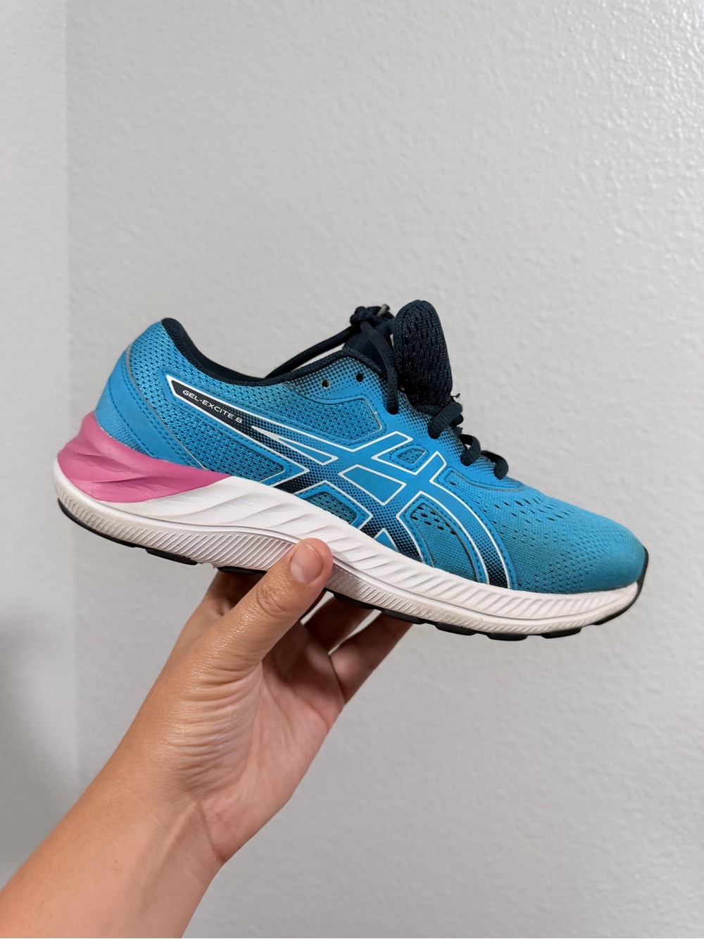 ASICS Women's gel excite 8 blue and pink